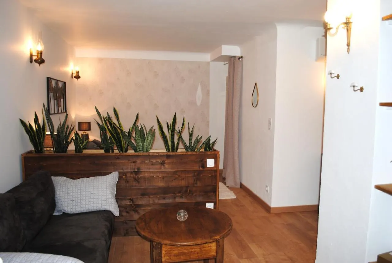 Terre De Bacchus Bed and Breakfast Vacqueyras