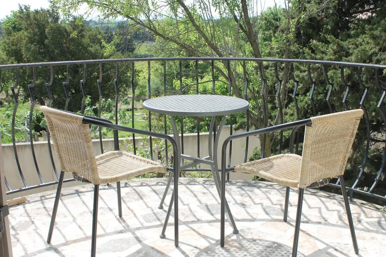 Terre De Bacchus Bed and Breakfast Vacqueyras Bed & Breakfast