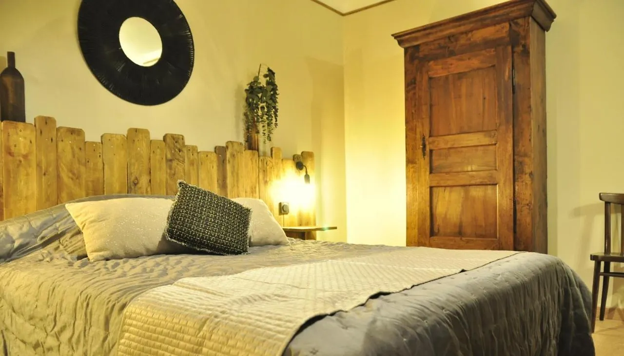 Terre De Bacchus Bed & Breakfast Vacqueyras