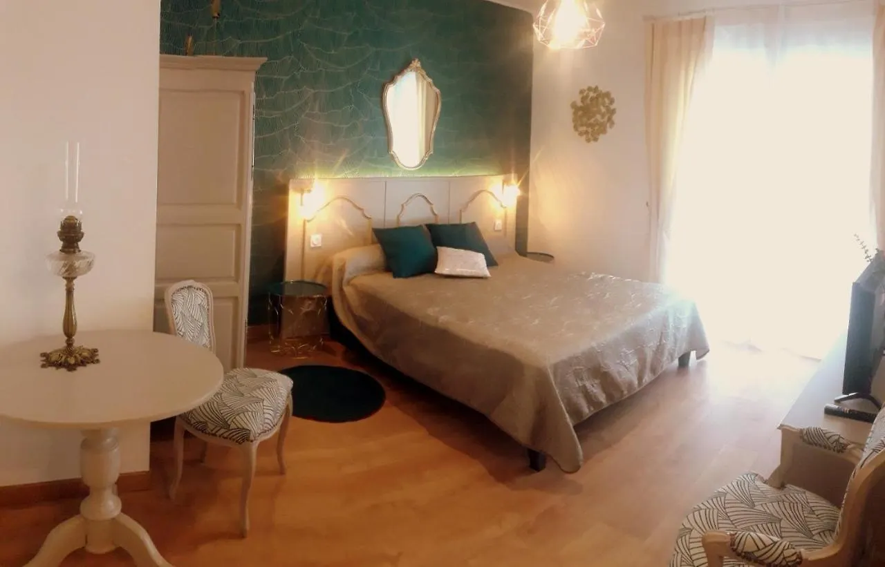Terre De Bacchus Bed & Breakfast Vacqueyras 0*,