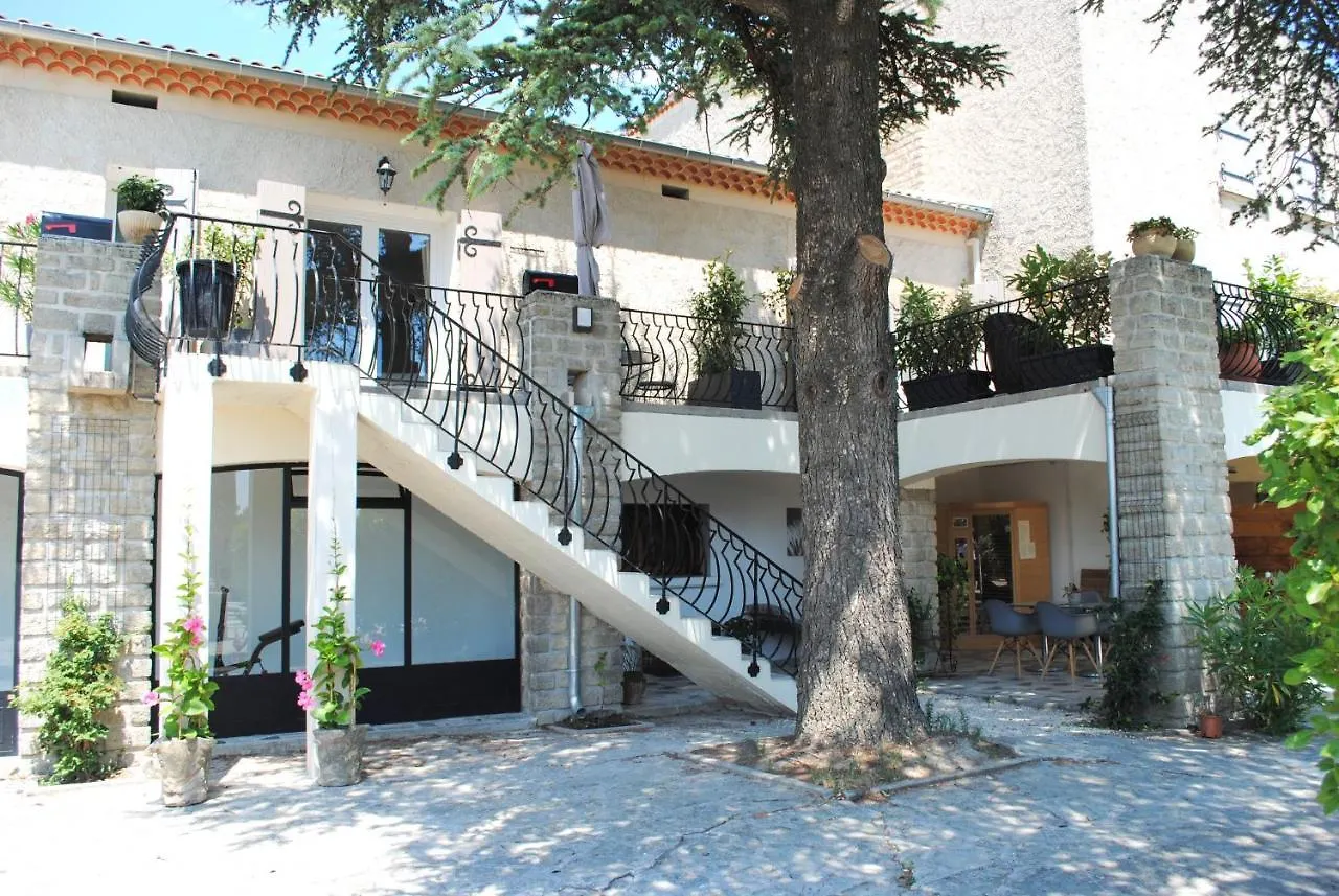 Terre De Bacchus Bed & Breakfast Vacqueyras