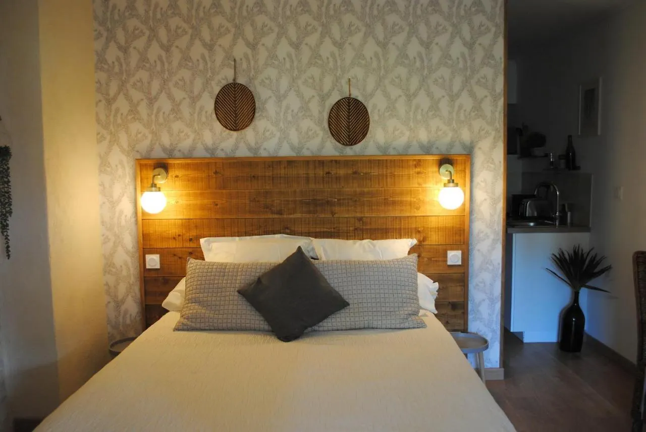 Terre De Bacchus Bed & Breakfast Vacqueyras